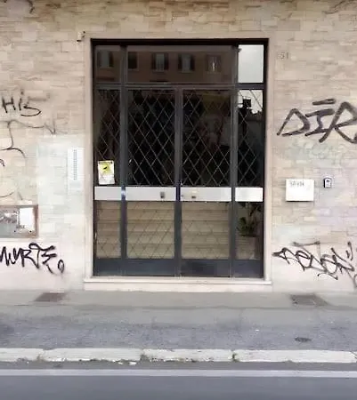 Casa Confortevole A San Giovanni 아파트 로마