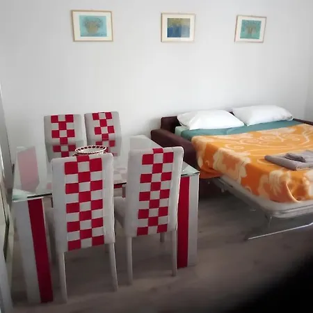 Casa Confortevole A San Giovanni * 로마